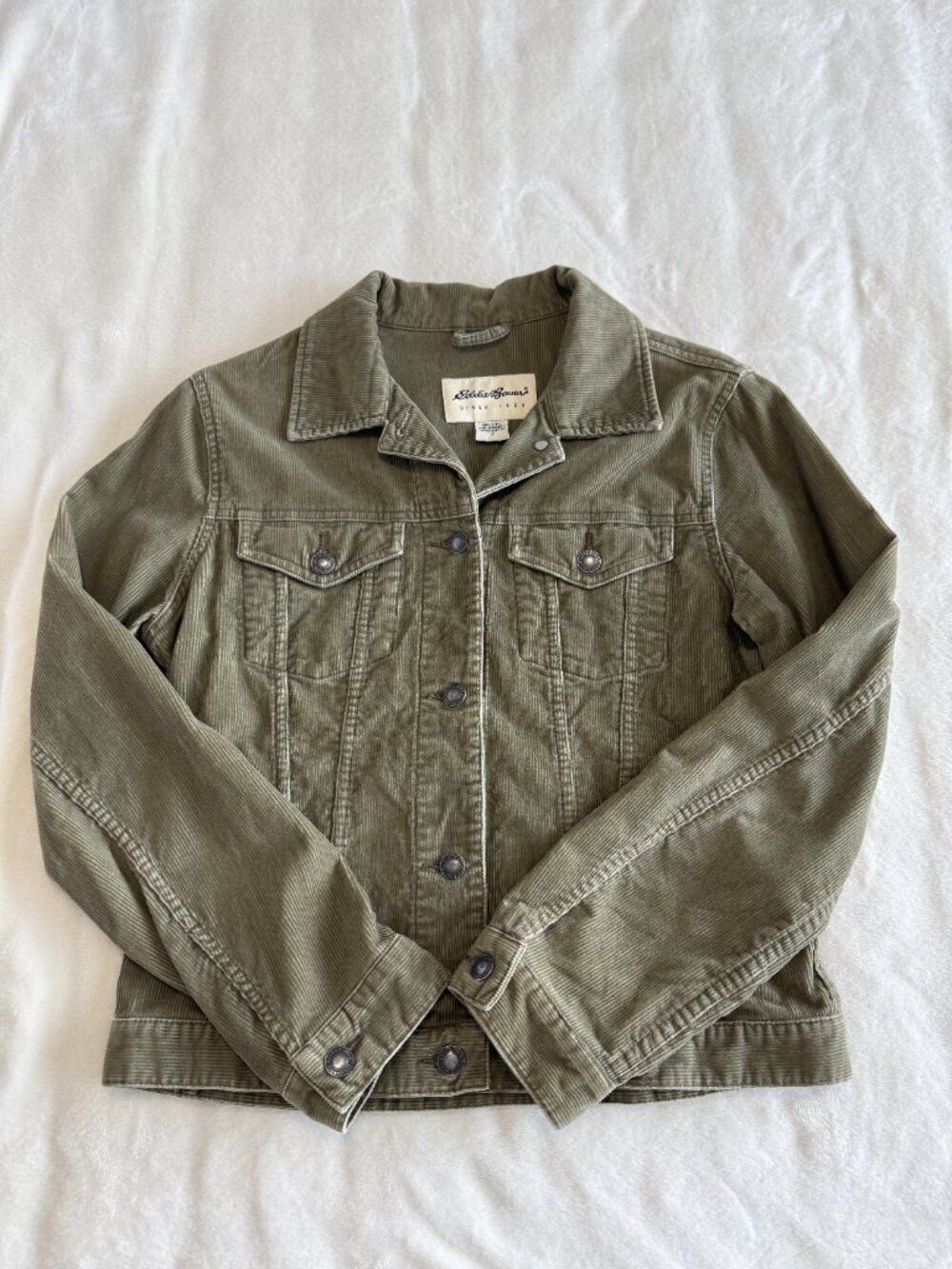 Eddie Bauer Women’s Corduroy Trucker Jacket Small Olive Green 100% Cotton